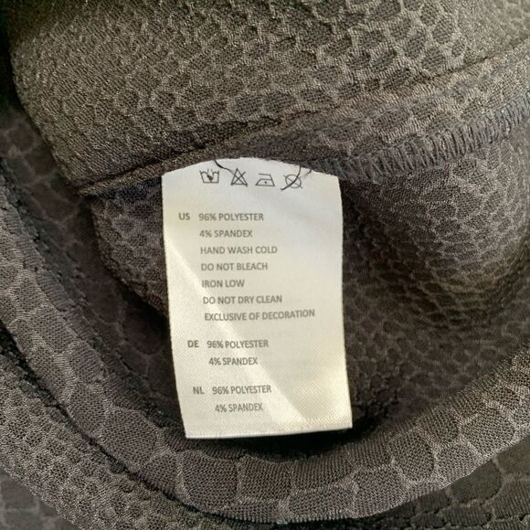 Cooper & Ella Cold Shoulder Top - Picture 5 of 7